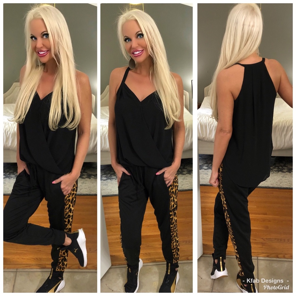 🥰LAST 1! High Waisted Animal Print Joggers! - Picture 3 of 8